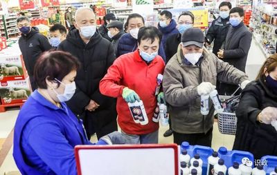 蔡奇“四不两直”调研 以问题为导向，筑牢疫情防控人民防线，确保个人卫生用品市场稳定